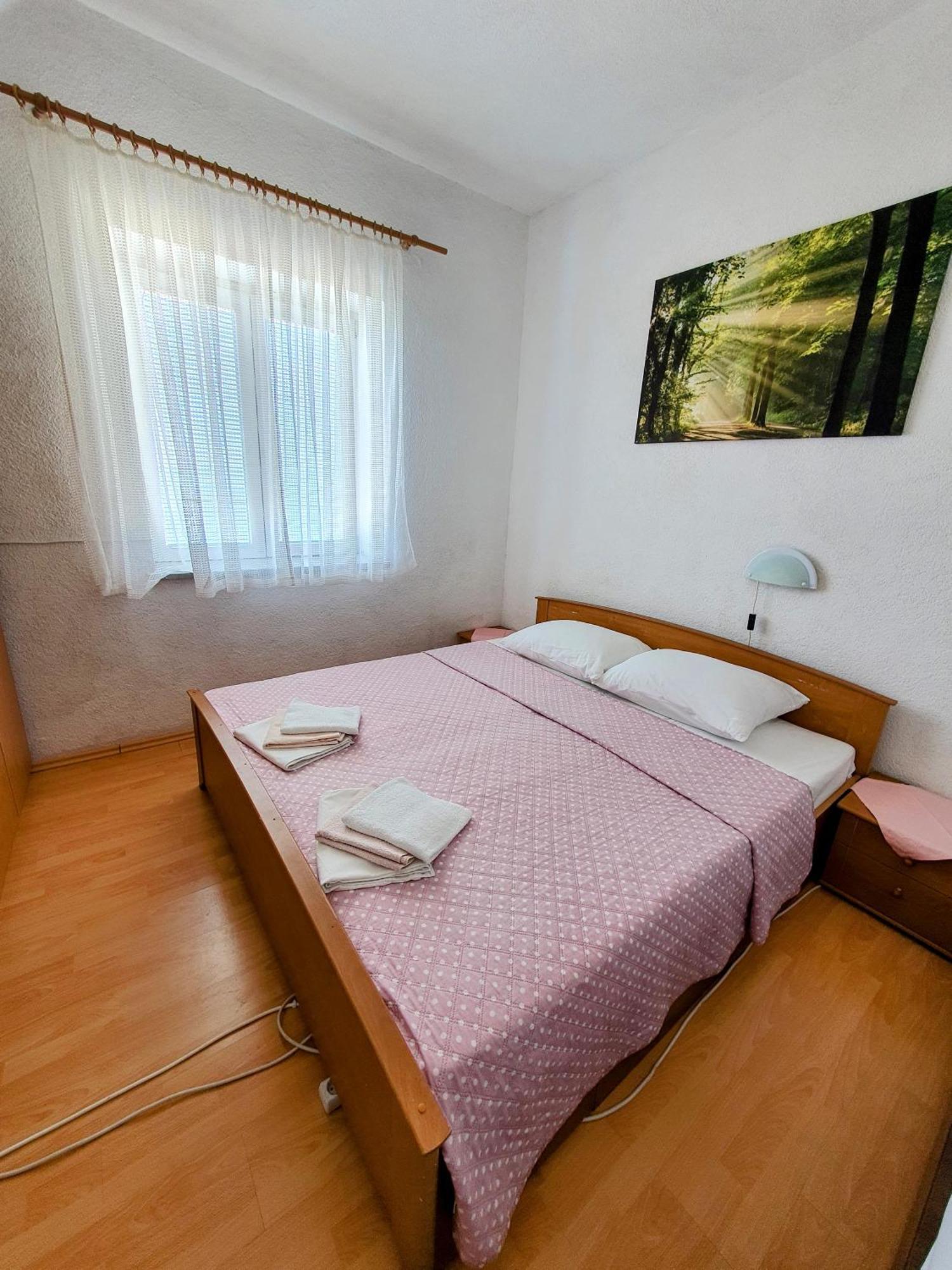 Apartments - Buffet 2B Sveti Juraj Quarto foto